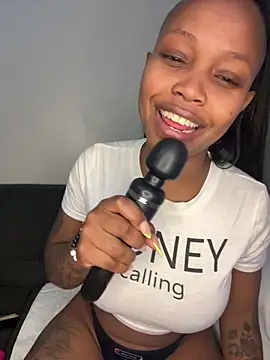 InkLady444's sex show image