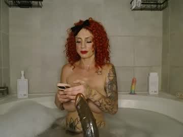 lauralye1983's sex show image