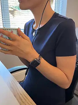 Sexshow-Bild von Phoebe_Lily Sexshow-Bild von Phoebe_Lily