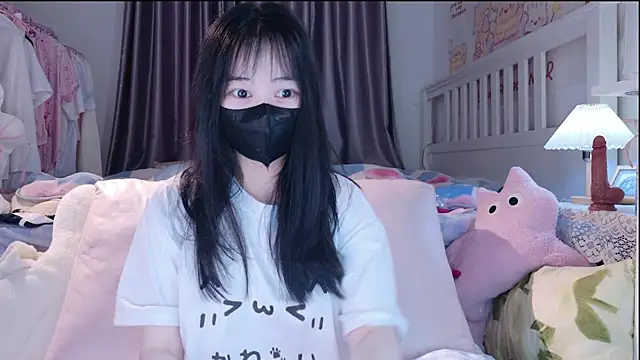 Изображение секс-шоу модели love-uiui Изображение секс-шоу модели love-uiui