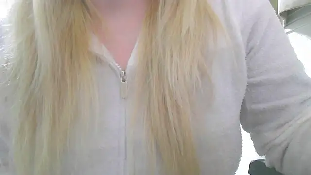 Remi_official's sex show image