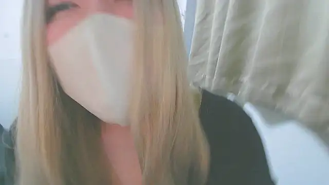 Remi_official's sex show image