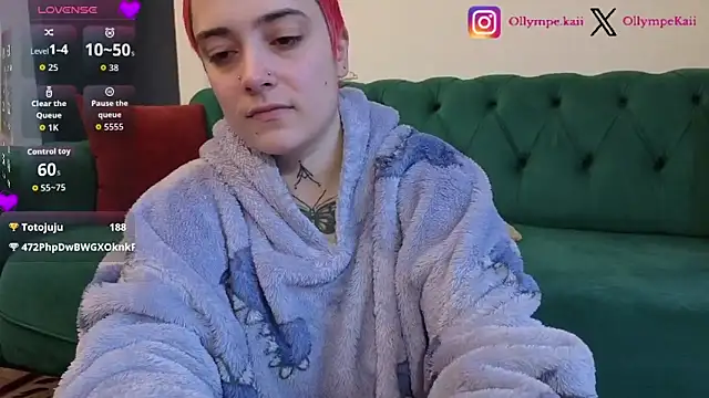 Изображение секс-шоу модели OllympeKaii