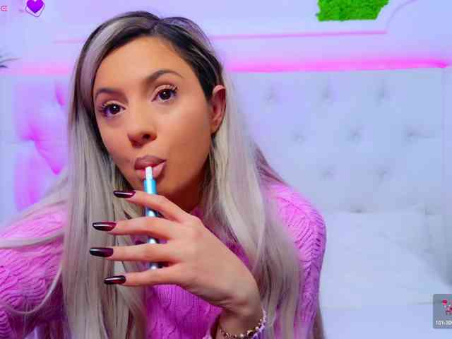 AriannaSins's sex show image AriannaSins's sex show image