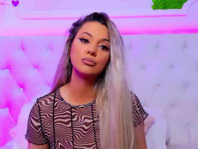 AriannaSins's sex show image AriannaSins's sex show image