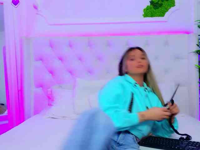 AriannaSins's sex show image AriannaSins's sex show image