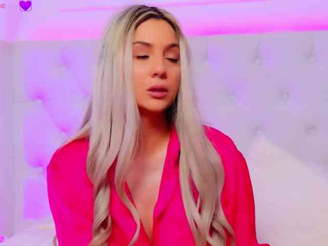 AriannaSins's sex show image