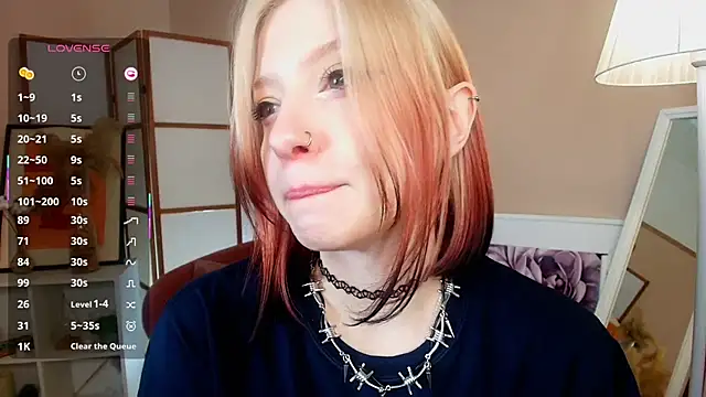 Изображение секс-шоу модели arielabradberry Изображение секс-шоу модели arielabradberry