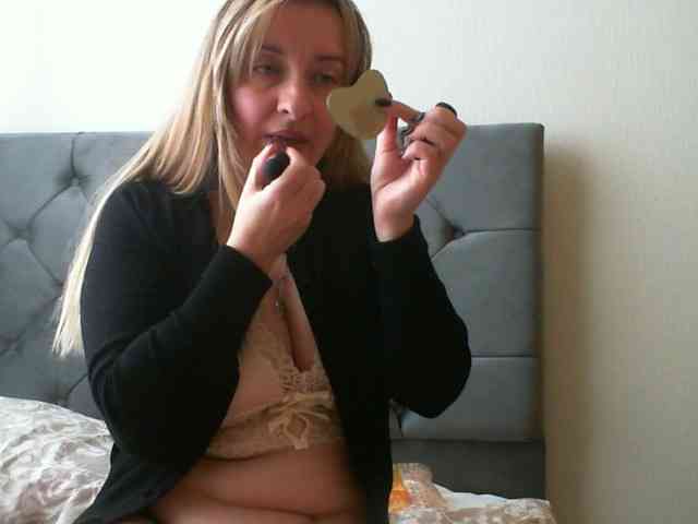 RuslanaFlower's sex show image RuslanaFlower's sex show image