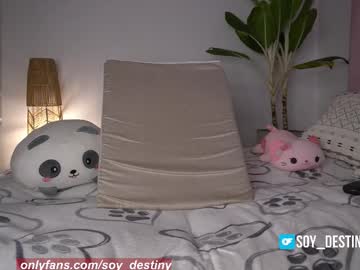 Изображение секс-шоу модели soy_destiny1