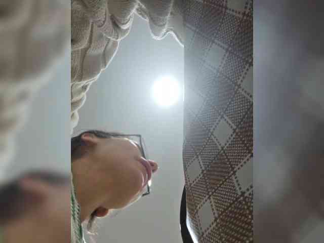 SophieMary's sex show image