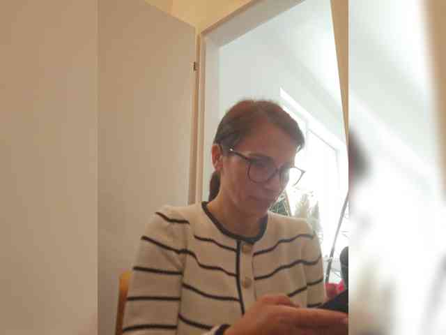 SophieMary's sex show image