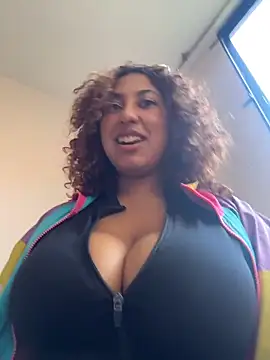 Изображение секс-шоу модели lauraltt Изображение секс-шоу модели lauraltt