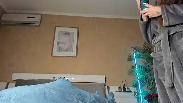 Diamond_D_'s sex show image