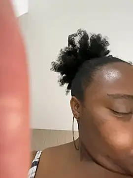 Breisy_bigboobs's sex show image