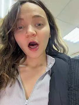 TheYourL's sex show image