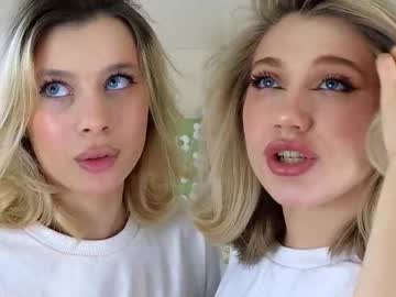 pinkadele's sex show image