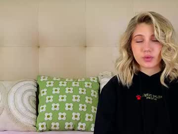 pinkadele's sex show image