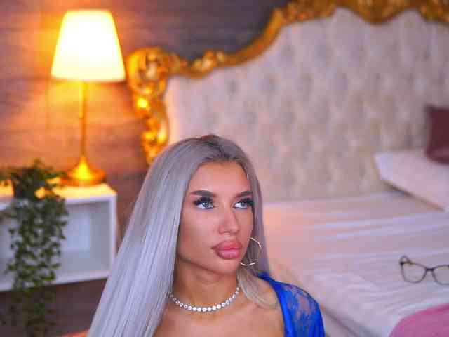 JuicyJessye's sex show image