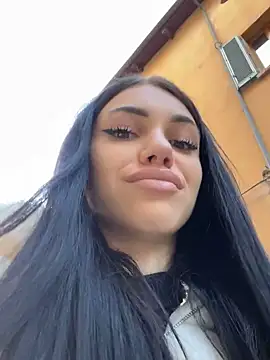 Изображение секс-шоу модели ilariea_girl Изображение секс-шоу модели ilariea_girl