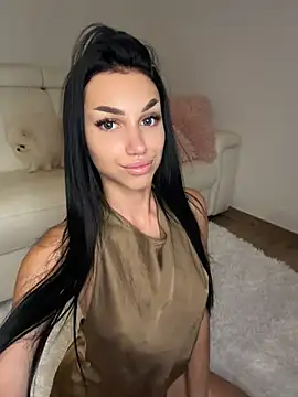 Изображение секс-шоу модели ilariea_girl Изображение секс-шоу модели ilariea_girl