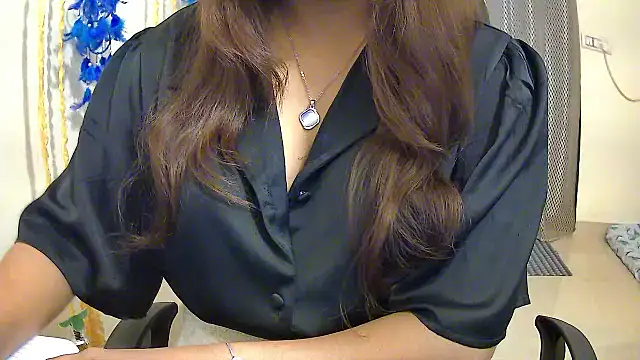 avav_love's sex show image