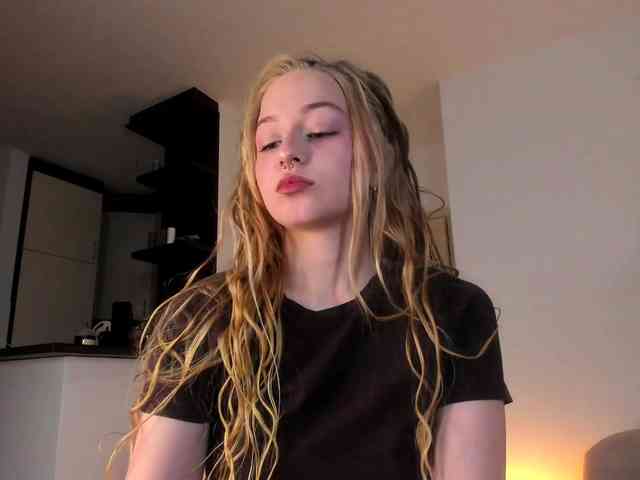 Sexshow-Bild von MiaMeowa Sexshow-Bild von MiaMeowa