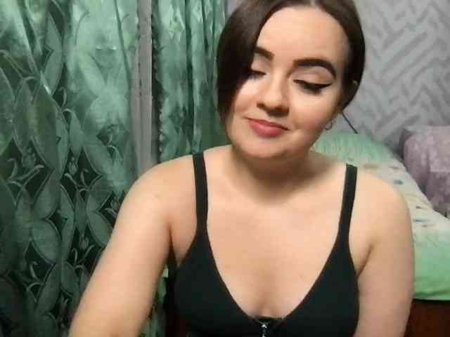 Изображение секс-шоу модели KetrinW Изображение секс-шоу модели KetrinW