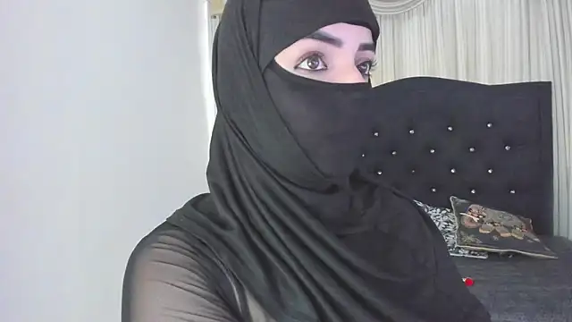 Uzra_hayed's sex show image