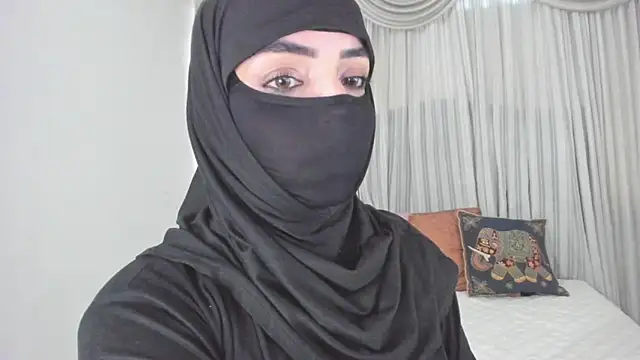 Uzra_hayed's sex show image