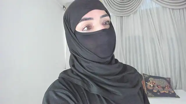 Uzra_hayed's sex show image