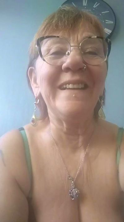 Babylove54's sex show image