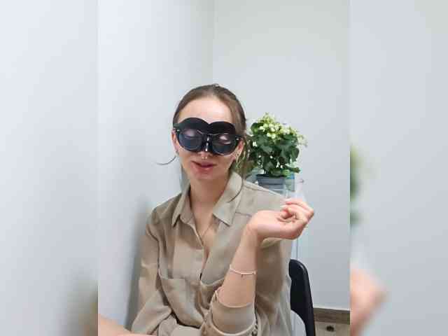 CrazyPrincess's sex show image