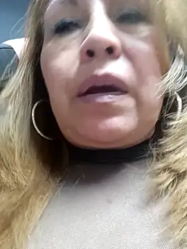 Kazsandraa's sex show image