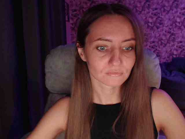 Изображение секс-шоу модели Gamora-