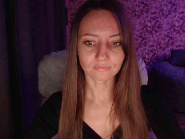 Изображение секс-шоу модели Gamora-