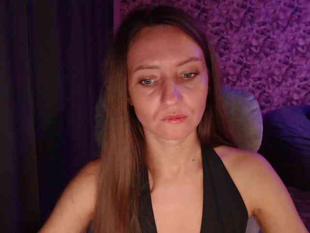 Изображение секс-шоу модели Gamora-