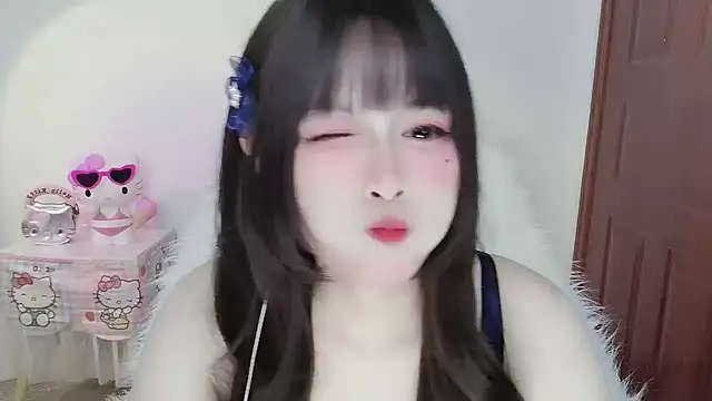 Изображение секс-шоу модели -zhuzhu-999- Изображение секс-шоу модели -zhuzhu-999-
