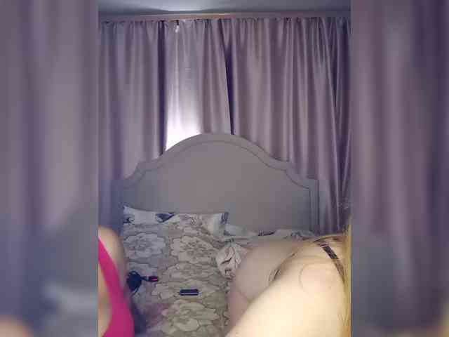 Sexshow-Bild von Her-Girl Sexshow-Bild von Her-Girl