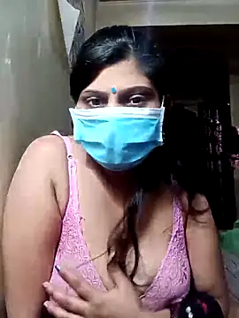 Изображение секс-шоу модели Reena_couple502