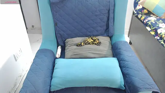 Изображение секс-шоу модели Hell_queen786 Изображение секс-шоу модели Hell_queen786