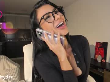 Изображение секс-шоу модели camiryder