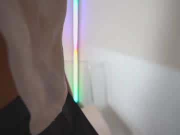 new_dee's sex show image new_dee's sex show image