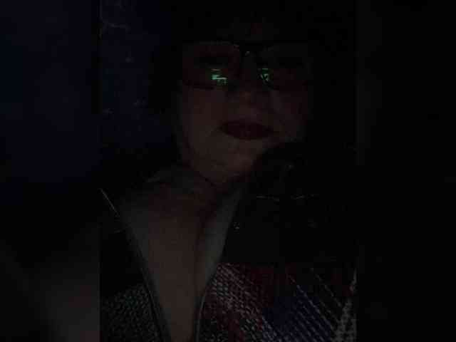 EmmaLust's sex show image