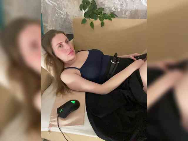 Incredible123's sex show image