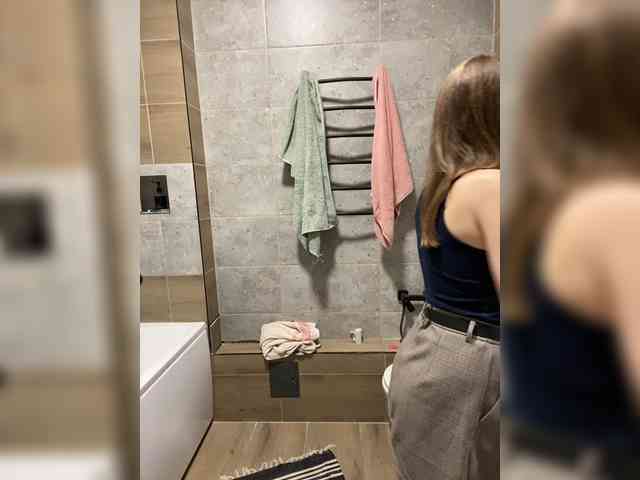 Incredible123's sex show image