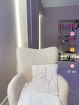 Sassy-Susie's sex show image