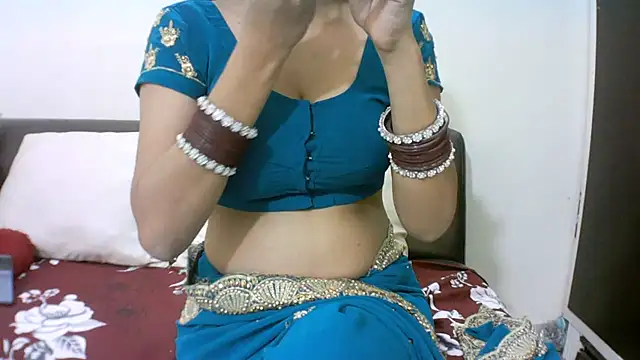 Изображение секс-шоу модели kajal__bhabhi_