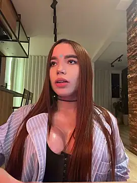 Изображение секс-шоу модели carolynnetrujillo