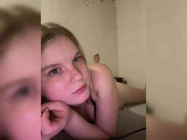 Изображение секс-шоу модели Amelia2004